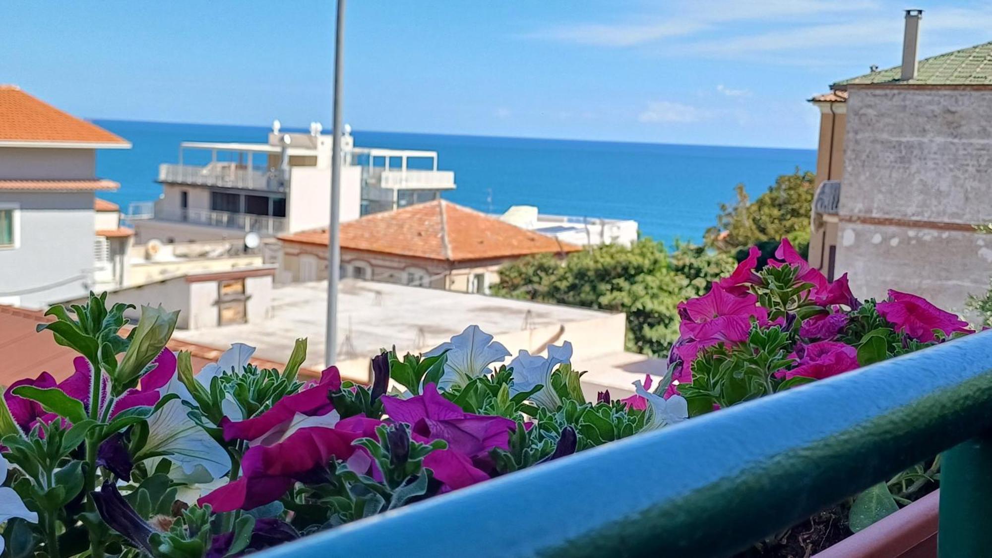 شقة La Casa Del Sole سان فيتو كييتينو المظهر الخارجي الصورة